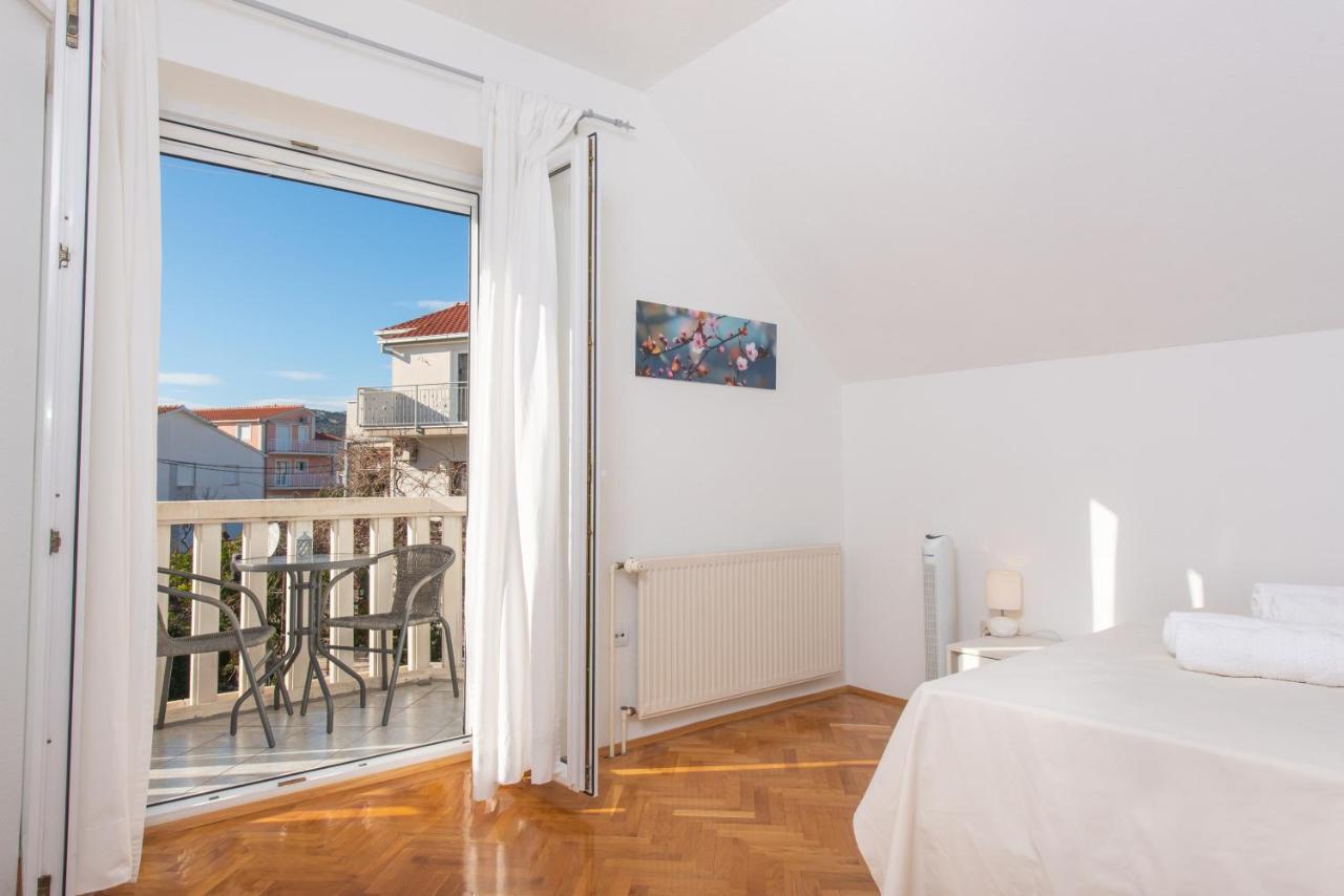 Villa Mandic Kastela Exterior photo